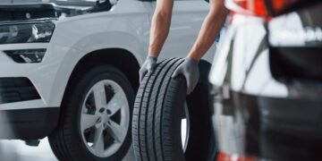 CENNIK USŁUG OPONIARSKICH